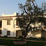 Vacanze Uliveto بيت للعطل *